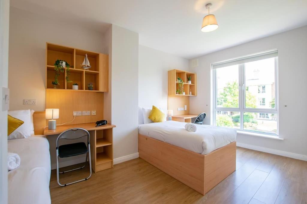 90 - Roomy Townhouse By Shortstays Galway Buitenkant foto